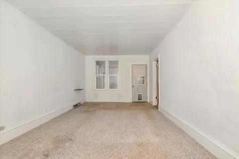 3707 E 2nd St, Superior, WI 54880 photo 8