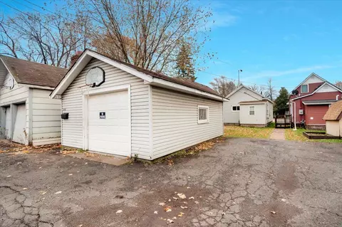 3707 E 2nd St, Superior, WI 54880 photo 2