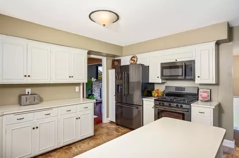 9654 Upton Rd, Bloomington, MN 55431 photo 11