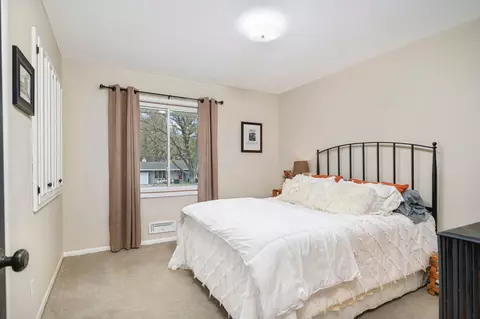 9654 Upton Rd, Bloomington, MN 55431 photo 17