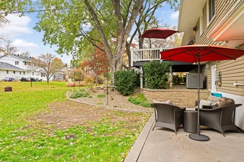 9654 Upton Rd, Bloomington, MN 55431 photo 32