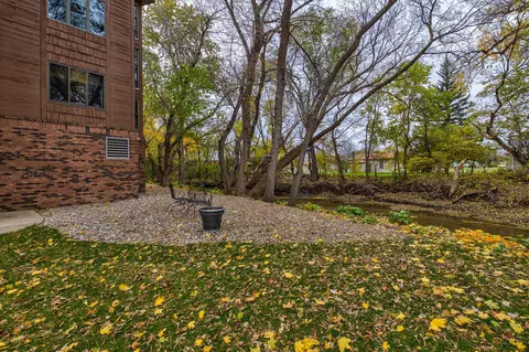 415 S 4th St # B2, Marshall, MN 56258 photo 39