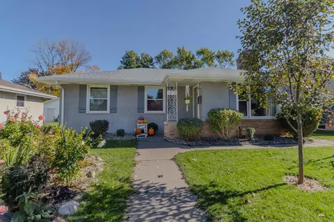 1478 Cumberland St, Saint Paul, MN 55117