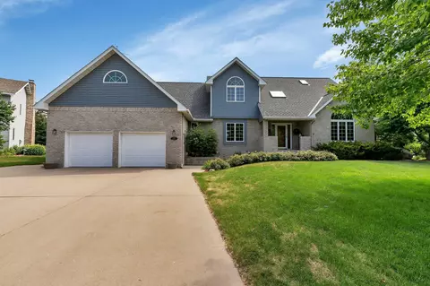 2855 Aurora Ct, Saint Cloud, MN 56303