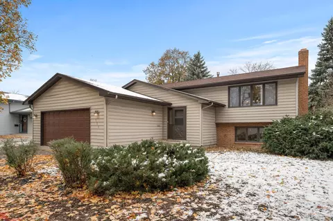 504 Lyn Park Cir N, Minneapolis, MN 55411