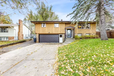2164 Cowern Pl E, North Saint Paul, MN 55109