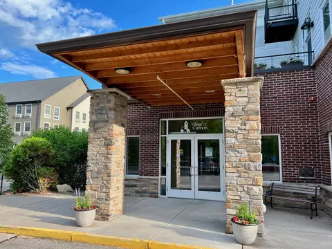 301 7th St W #1203, Northfield, MN 55057