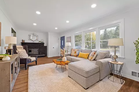 8180 Eastwood Rd, Mounds View, MN 55112