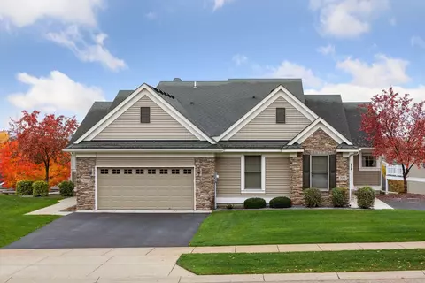 7093 Waterstone Ln, Woodbury, MN 55125