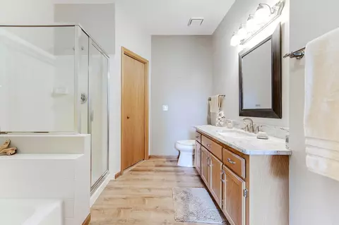 4191 Beaver Dam Rd, Eagan, MN 55122 photo 14
