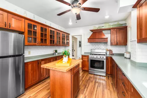 2426 Greysolon Rd, Duluth, MN 55812 photo 18