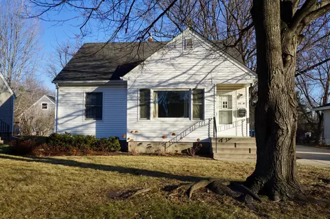 1104 Winnetka Ave N, Golden Valley, MN 55427
