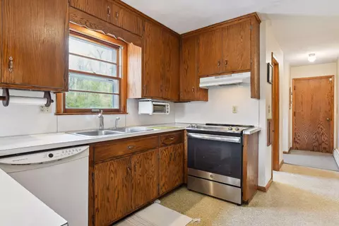 221 Monroe Ave, Excelsior, MN 55331 photo 9