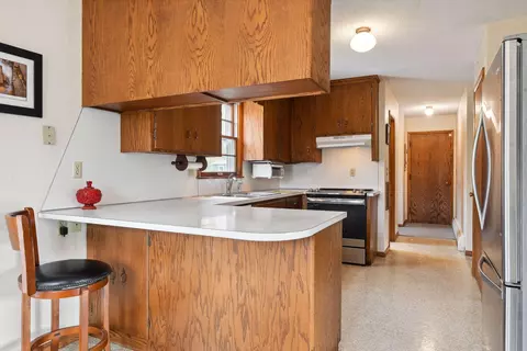 221 Monroe Ave, Excelsior, MN 55331 photo 8