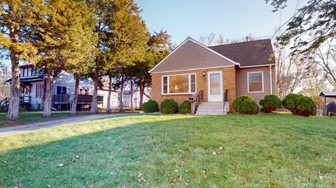 622 7th St E, Albert Lea, MN 56007 photo 2