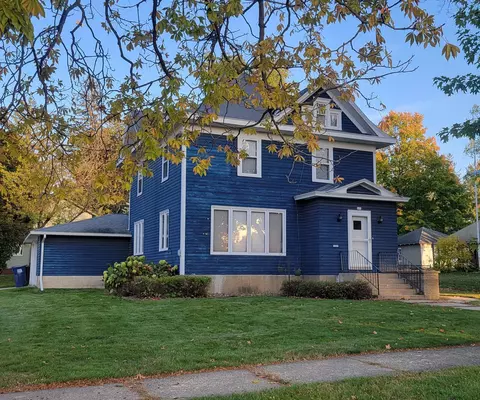 603 Forest St, Kenyon, MN 55946