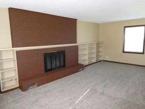 804 6th St, Windom, MN 56101 photo 3