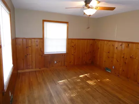 804 6th St, Windom, MN 56101 photo 6
