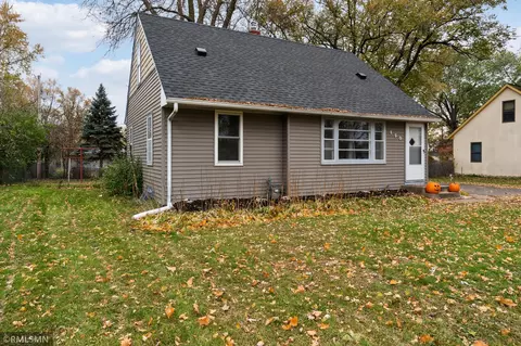 150 Skillman Ave E, Maplewood, MN 55117 photo 3