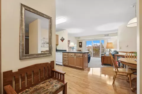 5650 Boone Ave N #311, New Hope, MN 55428