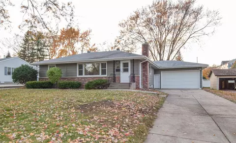 5429 Sumter Ave N, New Hope, MN 55428