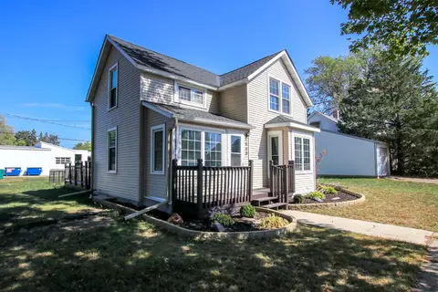505 W Adams St, Arlington, MN 55307