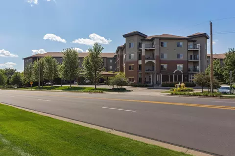 7100 Metro Blvd #107, Edina, MN 55439
