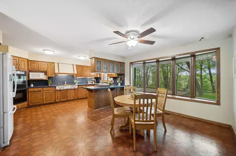 3731 Pilot Knob Rd, Eagan, MN 55122 photo 4