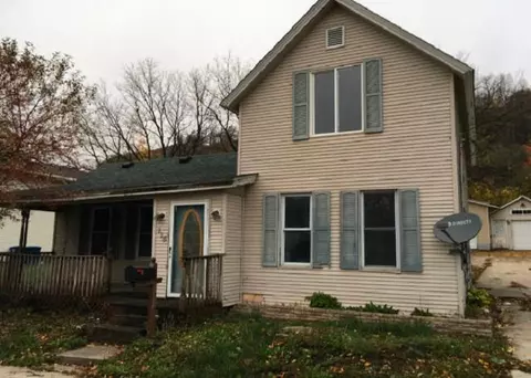 228 E 4th St, Red Wing, MN 55066