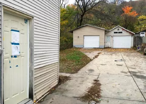 228 E 4th St, Red Wing, MN 55066 photo 3