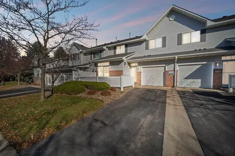 3716 Vermilion Ct S #603, Eagan, MN 55122