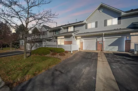 3716 Vermilion Ct S #603, Eagan, MN 55122