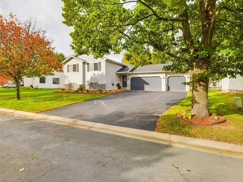 18098 Eventide Way, Farmington, MN 55024
