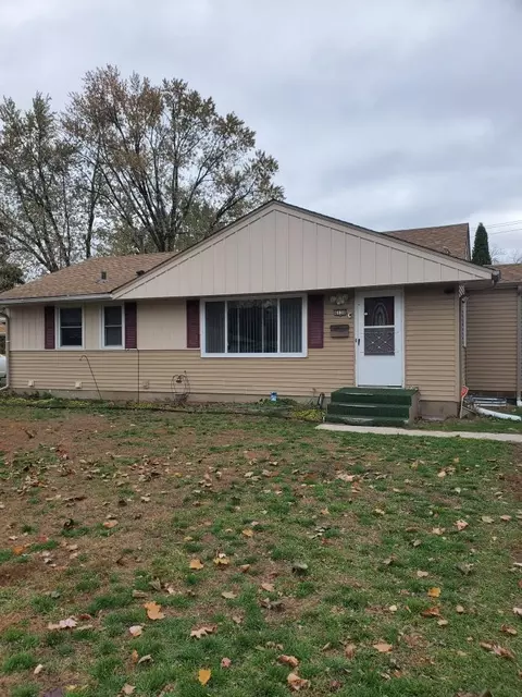 6130 Kyle Ave N, Brooklyn Center, MN 55429
