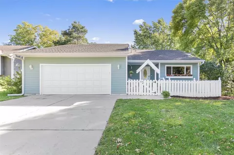 191 Brent Dr, Waconia, MN 55387