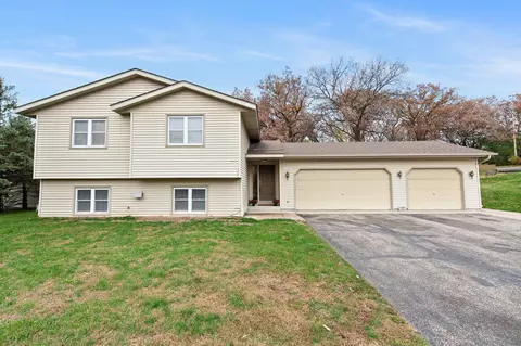 11355 164th St W, Lakeville, MN 55044