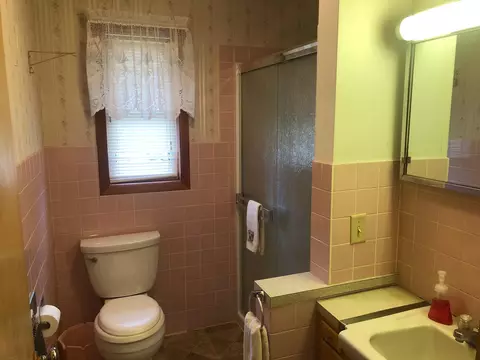 210 Lee Ave, Jackson, MN 56143 photo 9