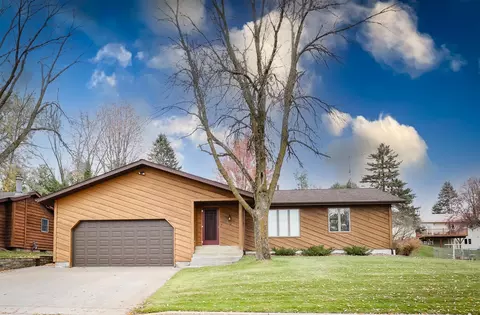 735 W Crest Ln, Ellsworth, WI 54011