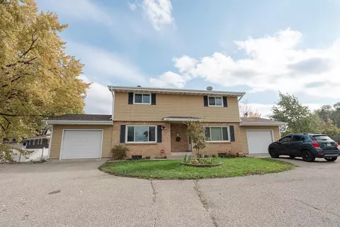817-819 E Old Shakopee Rd, Bloomington, MN 55420