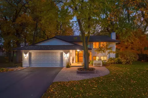 110902 Von Hertzen Cir, Chaska, MN 55318