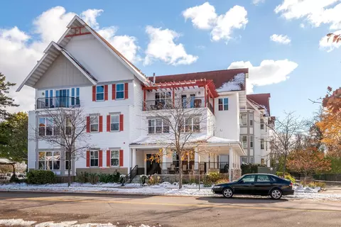 185 Hamel Rd #205, Medina, MN 55340