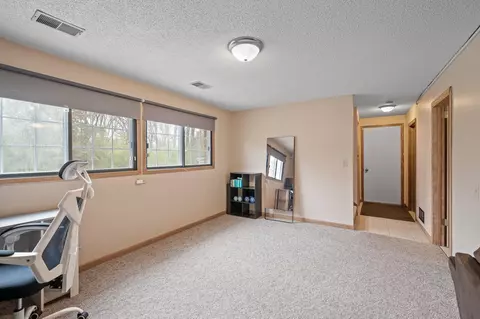 2293 Mailand Rd E, Maplewood, MN 55119 photo 28