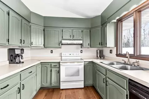 2378 Lismore Rd, Duluth, MN 55804 photo 8