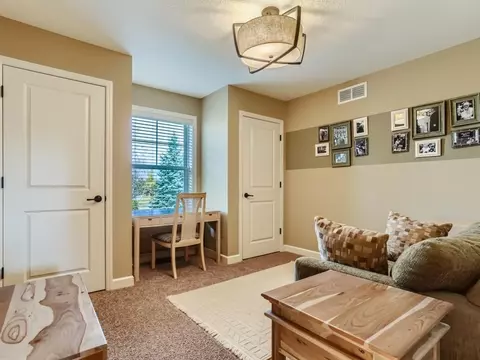 3443 Chestnut Ln, Eagan, MN 55123 photo 21