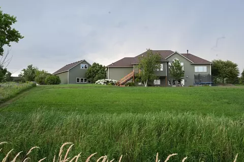 11545 Circle Ridge Ct, Faribault, MN 55021 photo 9