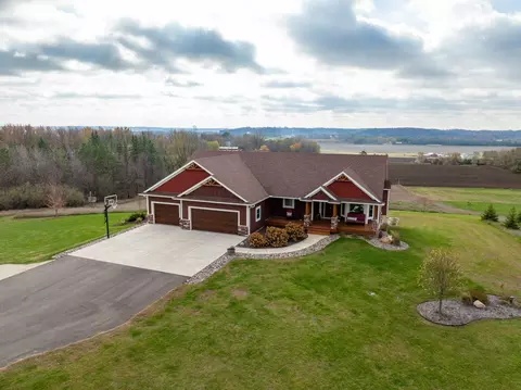 28848 Hamilton Ct, Randolph, MN 55065