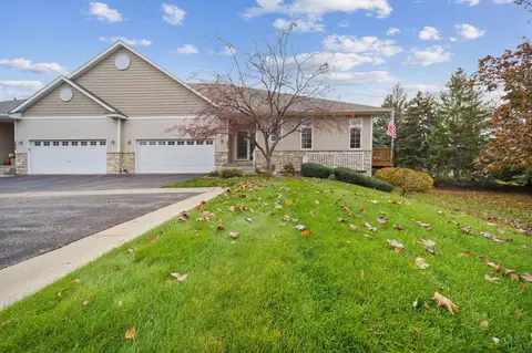 2636 Boulder Way, Burnsville, MN 55337