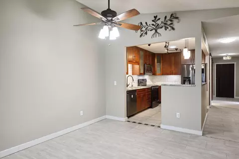14896 Embry Path, Apple Valley, MN 55124 photo 12