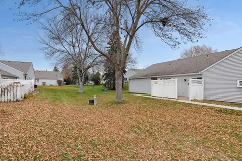14896 Embry Path, Apple Valley, MN 55124 photo 24