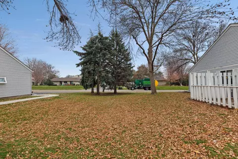 14896 Embry Path, Apple Valley, MN 55124 photo 28